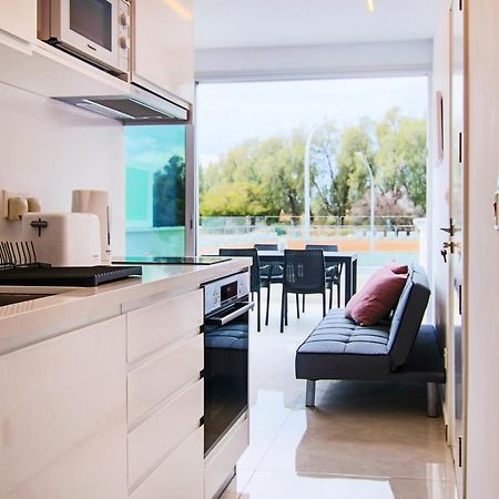 Phaedrus Living - Seaside Luxury Flat Harbour 110 Lägenhet Paphos Exteriör bild